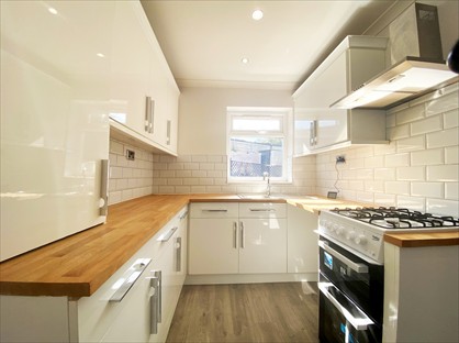 3 bed terraced house for rent in 3 Bed End Terrace, Carlton Road, S71