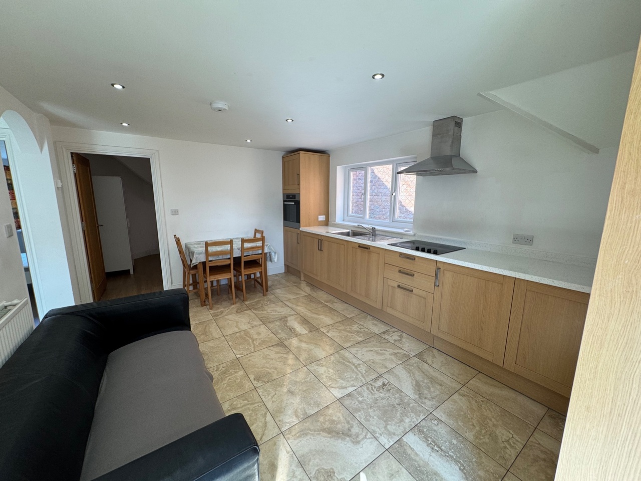 Additional image 2 of 4 Bed Flat, London Road, OX3, N1 7GU