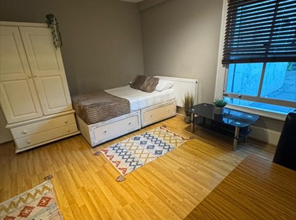 Room in a Shared House, Bedford Hill, SW12