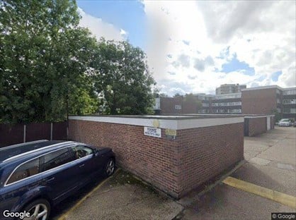 Room in a Shared Flat, Romford Road, IG7