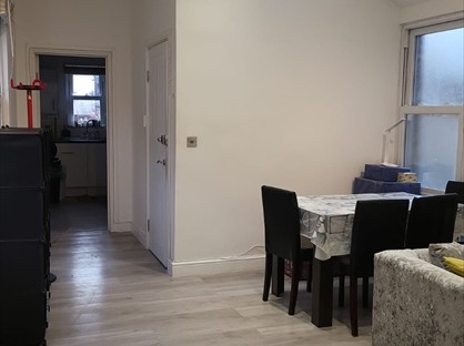 1 Bed Flat, Haydon Place, GU1