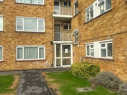 2 Bed Flat, Rodwell Close, HA4