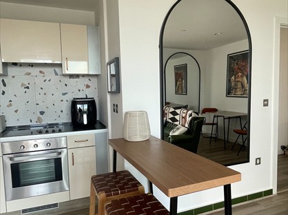 2 Bed Flat, Number One, M50