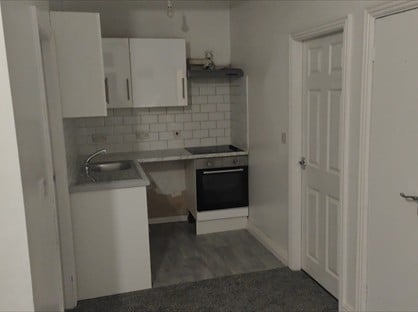 1 Bed Flat, Cemetery Road, WF16