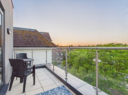 3 Bed Flat, Bexhill-On-Sea, TN39