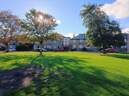 Room in a Shared Flat, Pilton Avenue, EH5