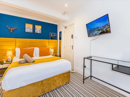 Room in a Shared House, Studd Street, N1