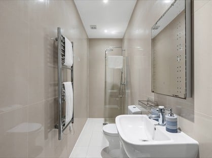 3 Bed Flat, Osmond Road, BN3