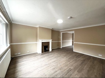 3 Bed Terraced House, Berrybank, GU47