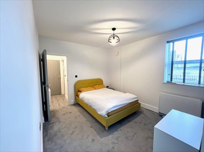 Studio Flat, Railway Street, ME4