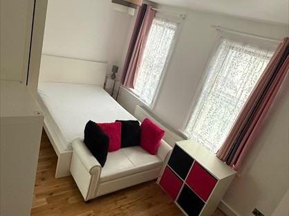 Room in a Shared House, Liffler Road, SE18