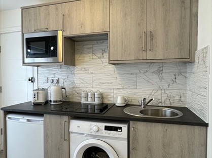 Studio Flat, Woodcroft Avenue, NW7