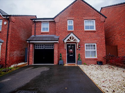 5 Bed Detached House, Armfield Grove, WN7