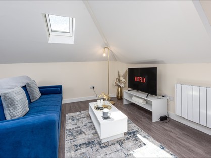 2 Bed Penthouse, High Street, CT1