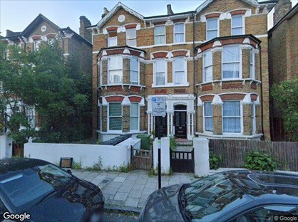 2 Bed Flat, Montrell Road, SW2
