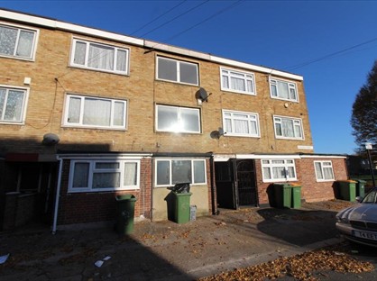 4 Bed Terraced House, Avondale Road, E16