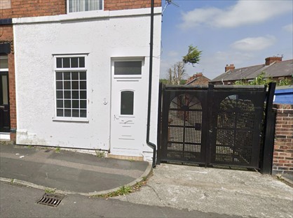 2 Bed Terraced House, Bronte Street, WA10