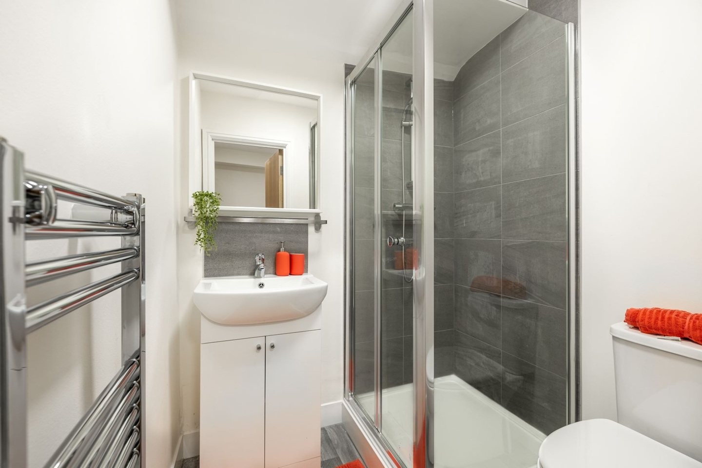 Additional image 8 of 5 Bed Flat, Regent Terrace, S3, N1 7GU