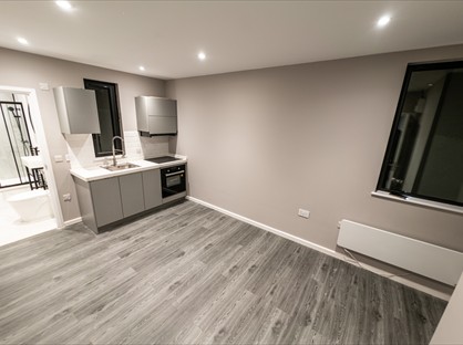 Studio Flat, Lenside Apartments, ME15