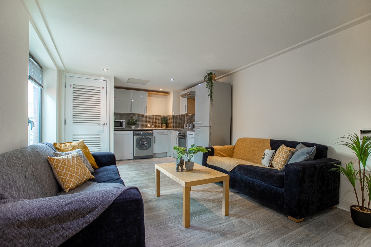 4 Bed Flat, Regent Terrace, S3, N1 7GU