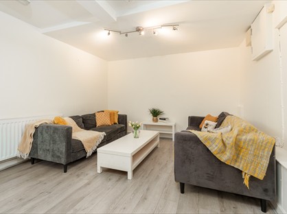 7 Bed Flat, Trafalgar Street, S1