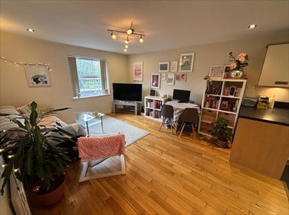 2 Bed Flat, The Junxion, LS5