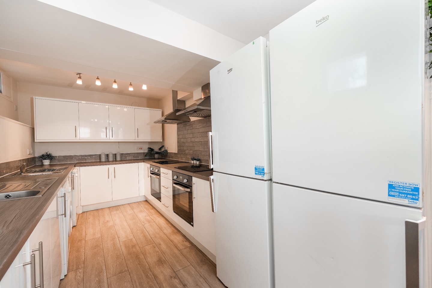 Additional image 3 of 8 Bed Flat, Trafalgar Street, S1, N1 7GU