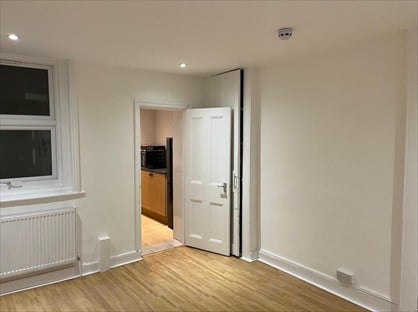 Studio Flat, Evering Road, E5