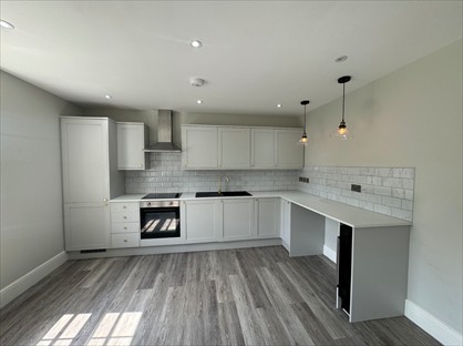 1 Bed Flat, Chelsea Mews, DN1