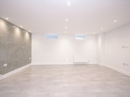 2 Bed Flat, Carshalton Road, SM1