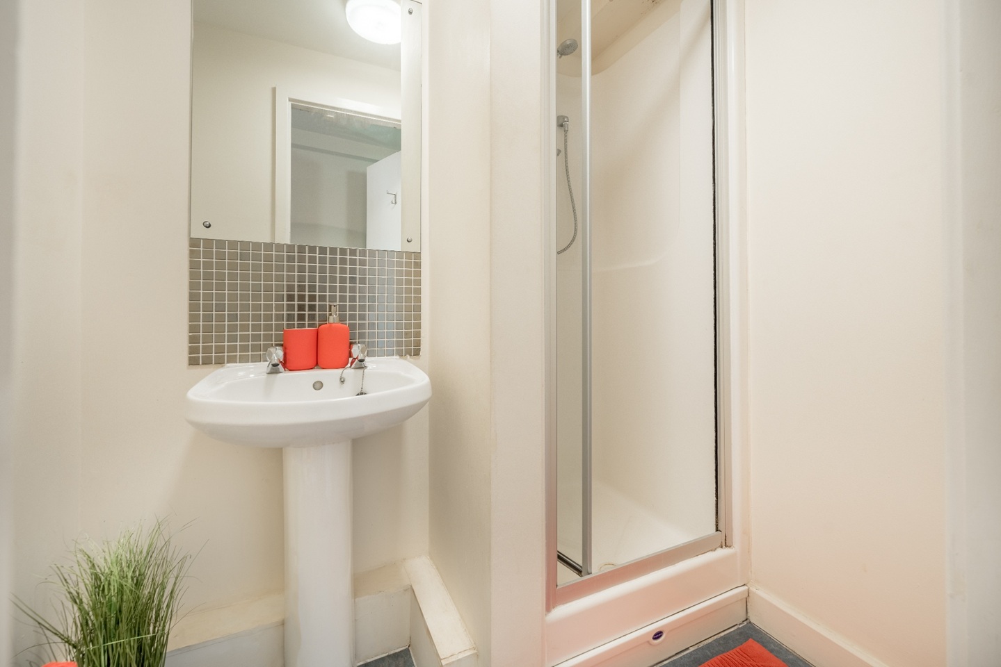 Additional image 8 of 5 Bed Flat, Regent Terrace, S3, N1 7GU