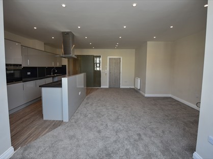 1 Bed Flat, London Street, PR9