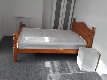 Room in a Shared House, Crosby Place, LS11