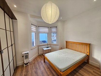Room in a Shared House, Langham Road, N15