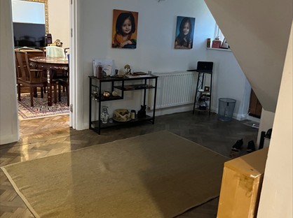 5 Bed Detached House, Ruden Way, KT17