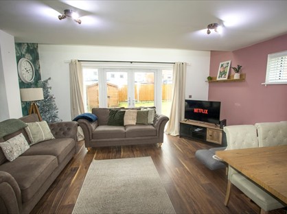 4 Bed Semi-Detached House, Rylance Street, M11