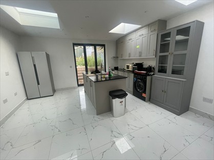 Room in a Shared House, Southover, BR1