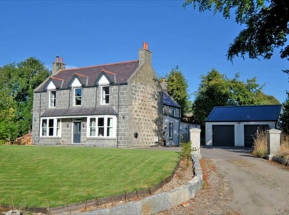 5 Bed Detached House, Montgarrie, AB33