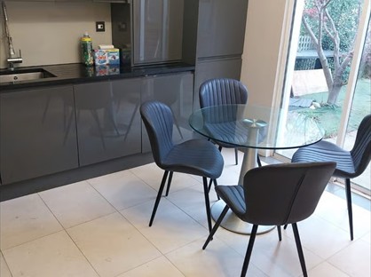 3 Bed Flat, Rosendale Road, SE21