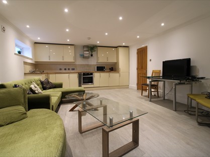 1 Bed Flat, Lavender Hill, SW11