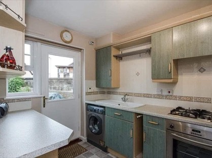 3 Bed Semi-Detached House, St. Joseph's Place, G21