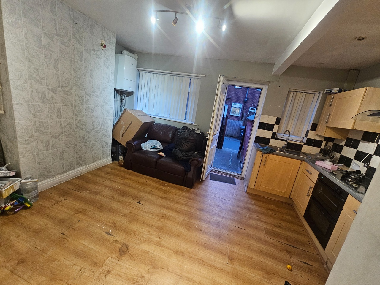 Additional image 8 of 3 Bed Terraced House, Park View Avenue, LS4, N1 7GU
