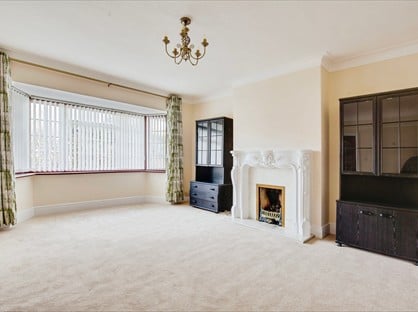 3 Bed Semi-Detached House, Pinner Road, HA6