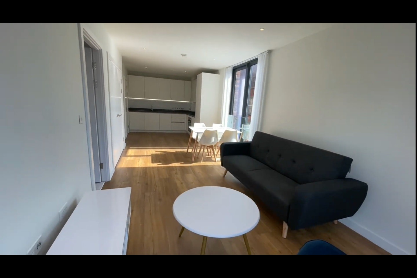 1 Bed Flat, Old Mount Street, M4 photo 5