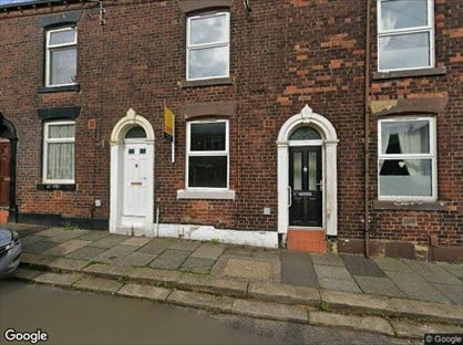 2 Bed Terraced House, Turner Street, OL4