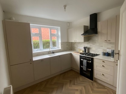 1 Bed Flat, Curzon Terrace, YO23