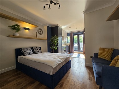 Room in a Shared House, Ickenham Road, HA4