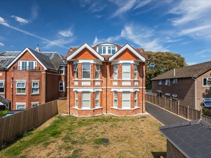Studio Flat, Southbourne Road, BH6