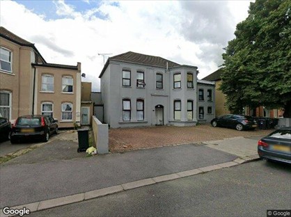 Room in a Shared House, Aldborough Road South, IG3
