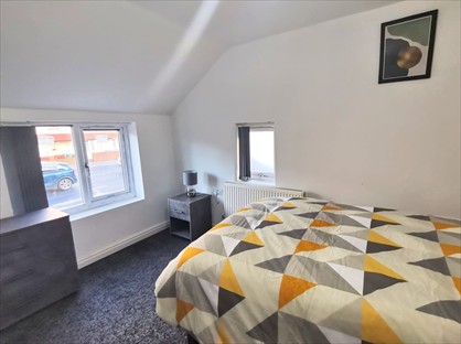 6 bed room for rent in Room in a Shared House, Black Lake, B70